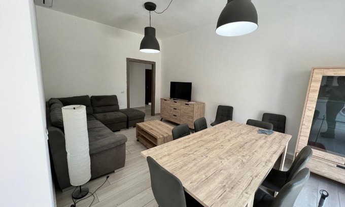 Quercianella House | I lecci