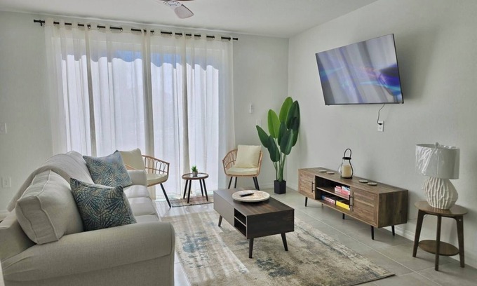 Braden River House | I month minimum leasing of Charming 3-bedroom townhome in superb Lakewood Ranch