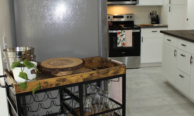 Deltona Lakes House | I wish you were here! Charming Close 2 Orlando,Daytona,NSB relax,fun, 8 guests!