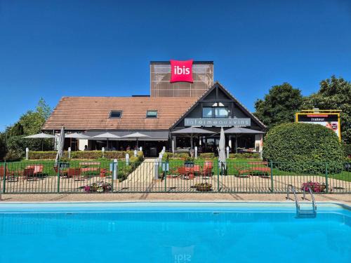 Beaune Hotel | ibis Beaune La Ferme Aux Vins