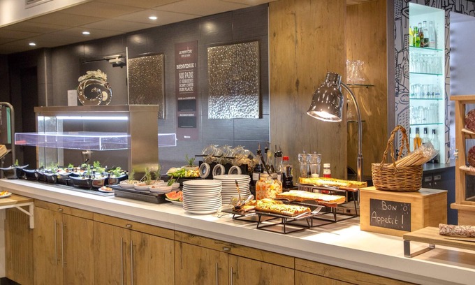 Brignoles Hotel | ibis Brignoles
