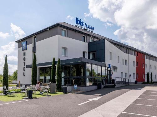 Chaintre Hotel | ibis Budget Mâcon Crêches