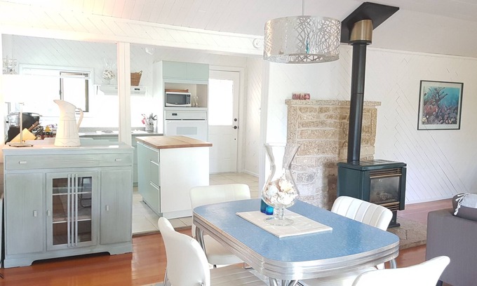 Sandy Hook House | Ice Fishing Mecca Gimli & Area Year Round Home w Fireplace & Heated Tile Floors