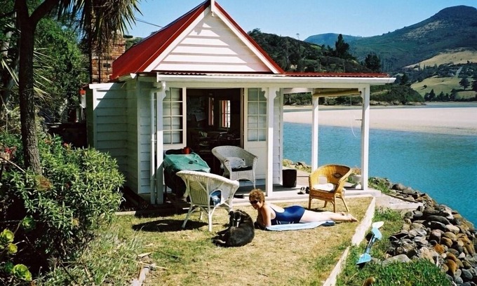 Purakaunui House | Iconic Historic Seaside Cottage