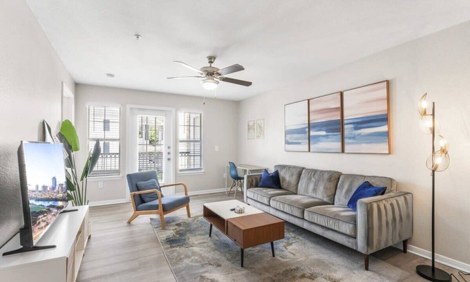 Pleasant Valley Apartment | Ideal 2BR King Suite w Gym close to Downtown