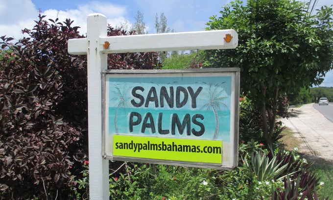 Great Exuma Apartment | IDEAL BEACHFRONT APARTMENT at HOOPERS BAY, Spacious 3 Bed/3 Bath for 6+