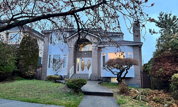 Riley Park-Little Mountain House | * IDEAL COZY PRIVATE SUITE W 2 BEDROOMS - NEAR YVR DOWNTOWN