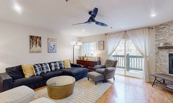 Avon Condo | Ideal for Long Term rental, Walk to river and town, W/D, Garage parking