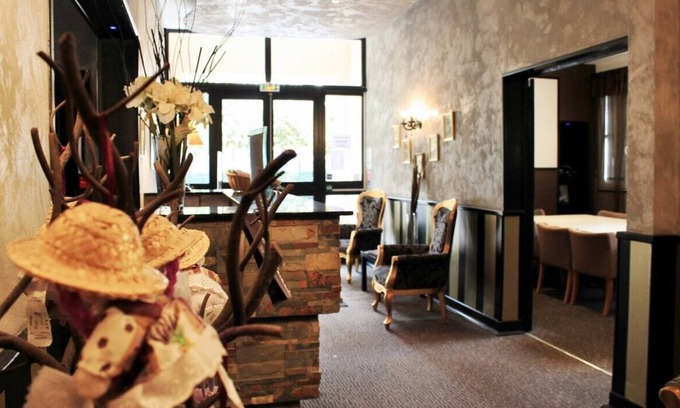 Sanary-sur-Mer Hotel | Ideal Getaway for Couple: Room w/Terrace | Near Local Attraction | Port Sanary