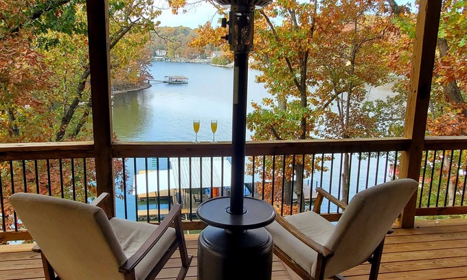 Lake Ozark House | Ideal Location 2MM, Lakefront 4 BR House w/Covered Decks, Private Dock
