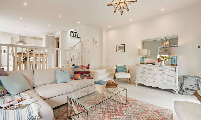 Chipping Norton Cottage | Ideally located dog friendly holiday home in the Cotswolds - Upper Barn