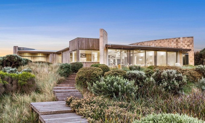 Port Fairy House | Idle Rocks - Private Beach Breakaway with panoramic views.