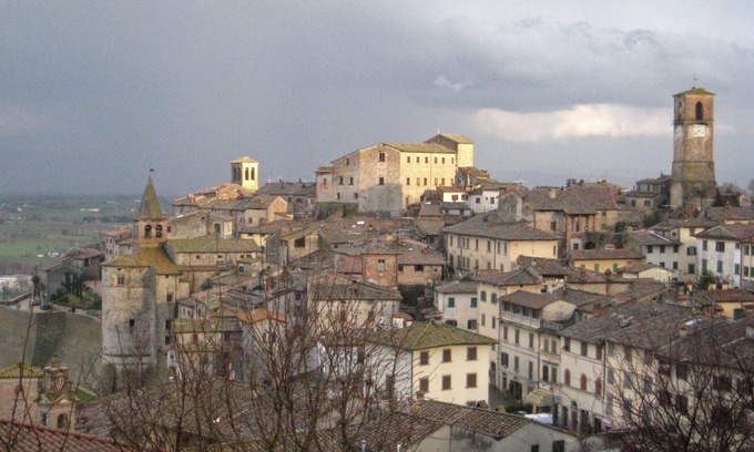 Anghiari House | IDYLLIC GUESTHOUSE IN MEDIEVAL TUSCANY PERFECT ALSO IN FALL AND WINTER