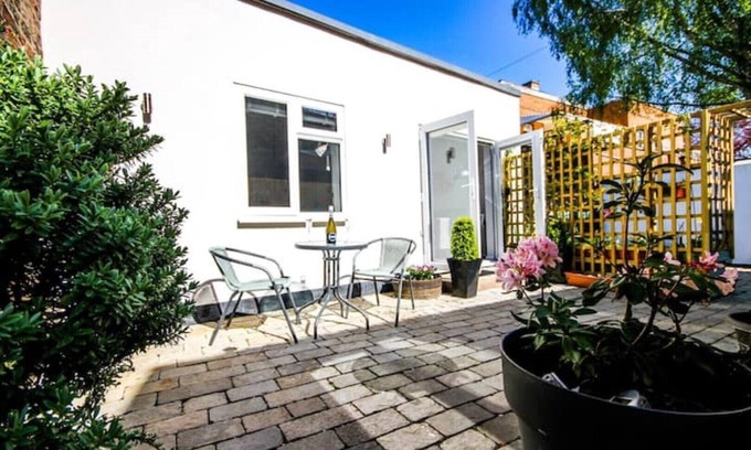 Easingwold Apartment | Idyllic holiday home let in Yorkshire Market Town - a hidden gem!