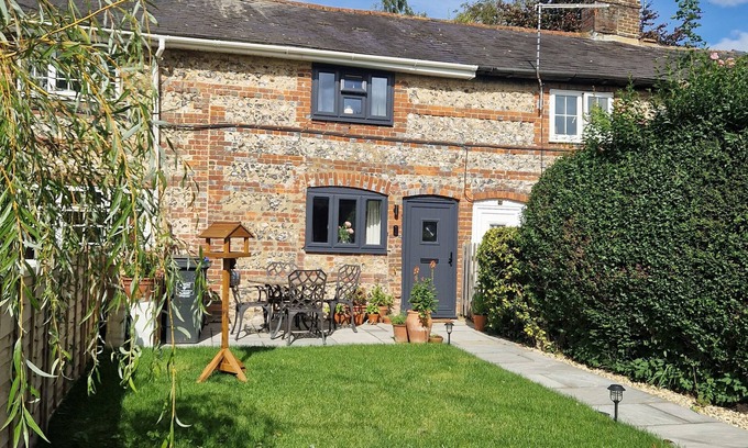 Ramsbury Cottage | Idyllic period cottage in Ramsbury, recently renovated.