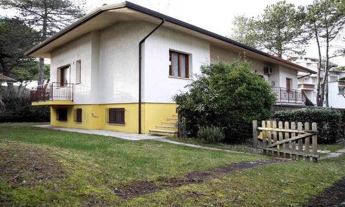 Lignano Riviera Villa | Idyllic villa with private fenced garden