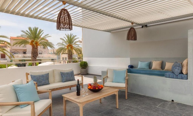 Old Quarter Apartment | Ierapetra’s Mosque House
