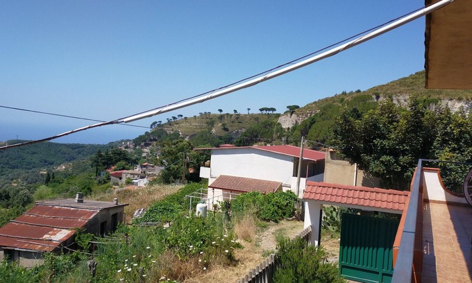 Reggio Calabria House | If you love nature in the hills cottage surrounded by greenery p.t.