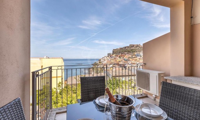 Castelsardo Historic Centre Apartment | IL Castello incantato