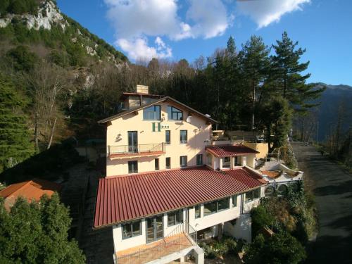 Colonnata Hotel | Il Cuore delle Apuane