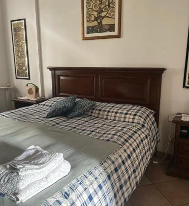 Pontirolo Nuovo House | Il giardino di Emilia - Intero appartamento in villa con giardino privato e piscina estiva