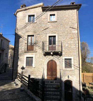 Roccacaramanico Bed & Breakfast | Il Granitino