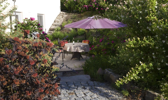Wiesenbronn Apartment | "im Schiller" - Holiday Apartment in the Vineyards