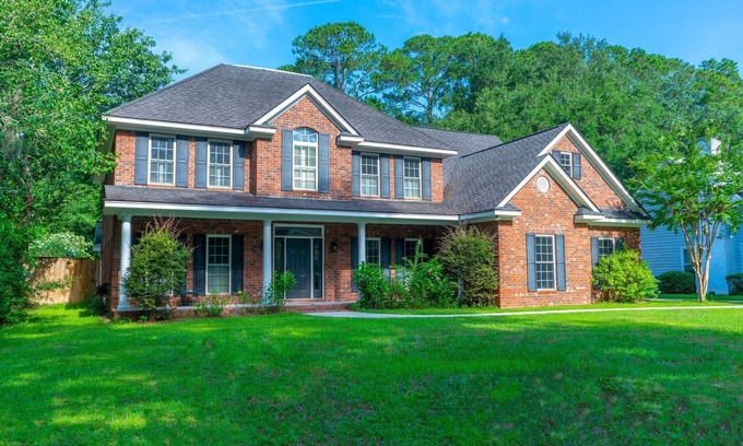 Talahi Island House | Immaculate 3850 sqft SAVANNAH home for entire family and friends to enjoy