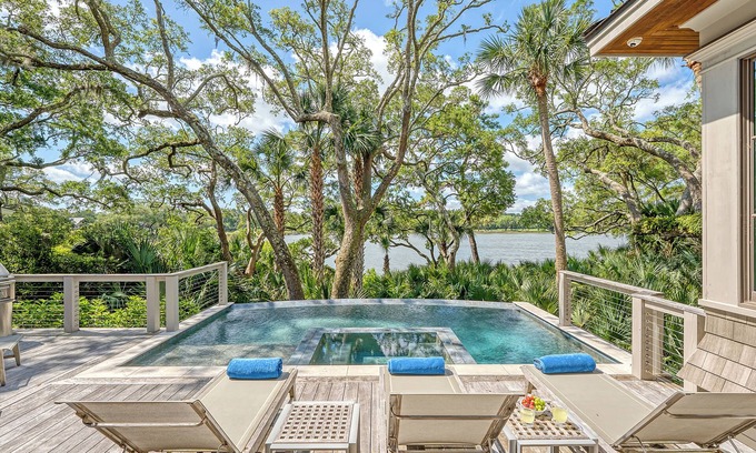 Kiawah Island House | Immaculate new Rhett's Bluff property