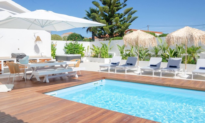 Aljezur Villa | Immaculate Villa: large heated pool, hot tub and gym
