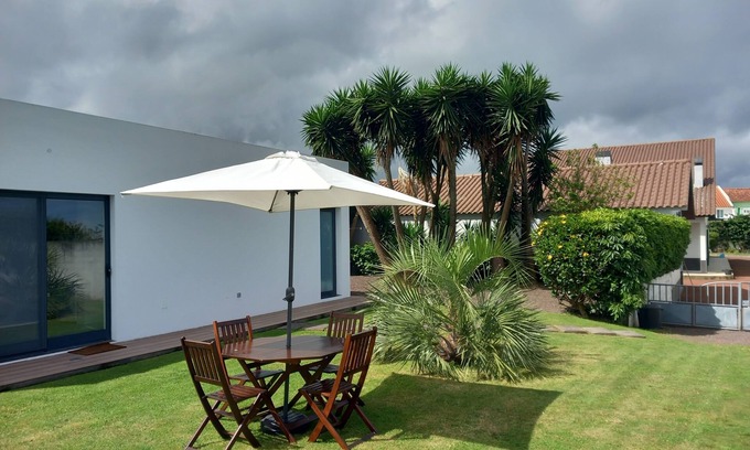 Ribeira Grande Villa | Impeccable 1 Bed Villa in Ribeira Grande