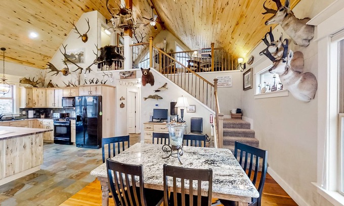 Rustic House | Impressive mtn-view home near skiing & Poudre River with deck, streaming, W/D