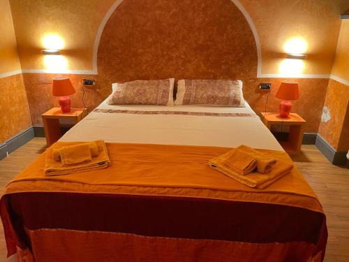 L'ugolino Apartment | Impruneta, Italy apartment with a view of the countryside