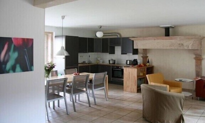 Cuisery Apartment | in La Fontenelle, Cuisery
