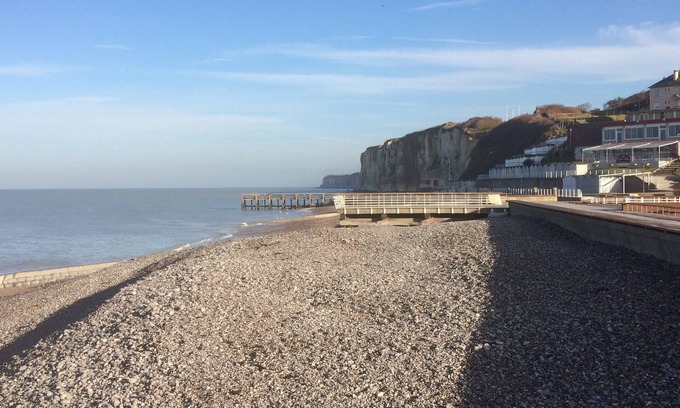 Veules-les-Roses Apartment | in the heart of Veules les roses, ideal couple apartment