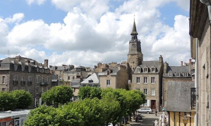 Dinan Apartment | In the heart of the historic center, the painter's house Rated 3 stars