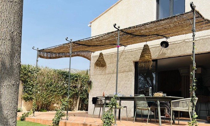 Gemenos Villa | In the heart of the village of Gémenos (15 min from Cassis)