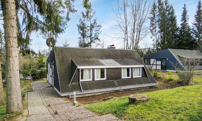 Ferienhausgebiet Hillenseifen House | In the midst of the nature-bound Eifel and the town of Gerolstein lies the vacation park with the we