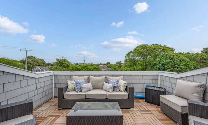 Harwich Port Condo | In town Location Walk to beach Pet Friendly AC WiFi Perfect Rx