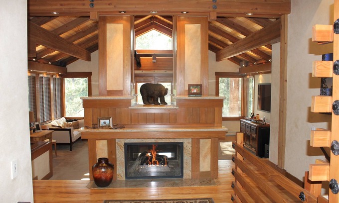 Incline Village House | Incline Village Luxury Home 3200 sq ft- Hot Tub, Game Room