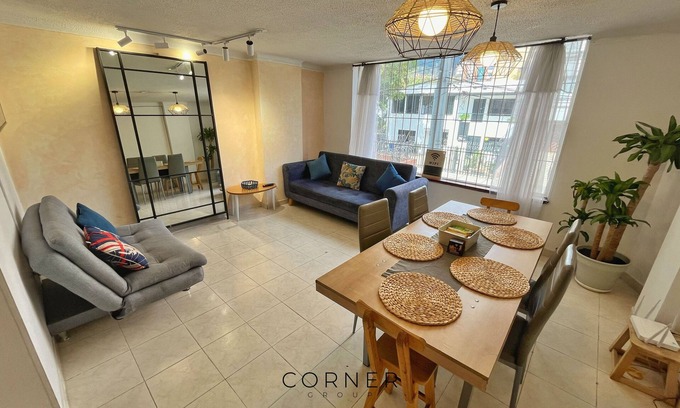 Antiguo Country Apartment | Incredible apartment in Chapinero 5 minutes from the Zona T