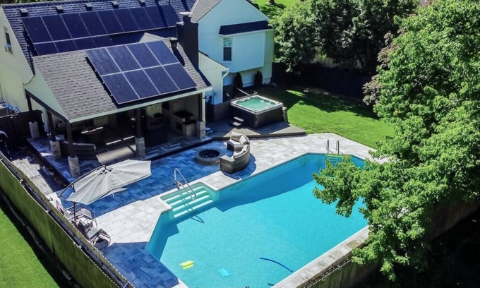 Lenexa House | Incredible beautiful home ! Great location close to kc