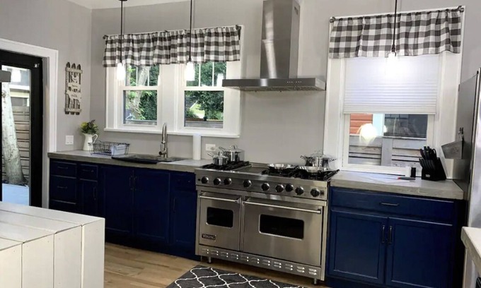 Plaza Midwood House | Incredible location in hot neighborhood