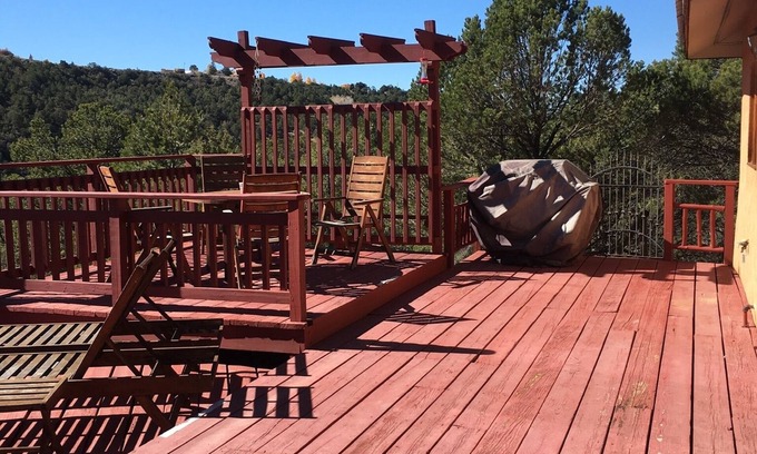 Valdez House | Incredible mountain getaway to renew the spirit all year round!