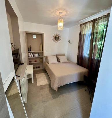 Saint-Antoine House | Indépendance privée avec piscine ,cuisine et parking proche hôpital nord