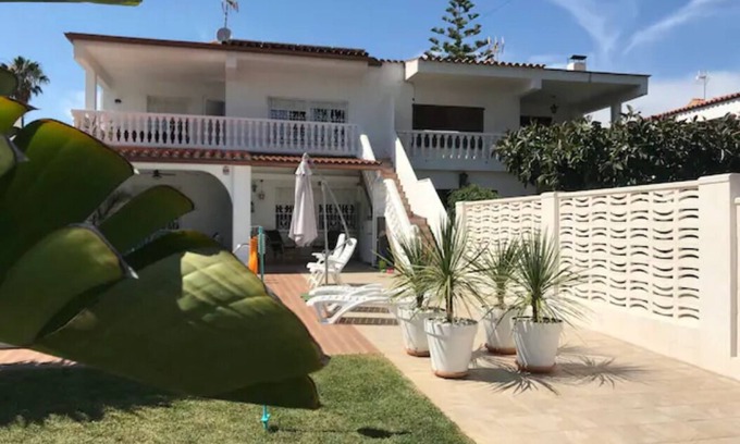 Benicassim Apartment | Independent apartment in single-family house “Josver”
