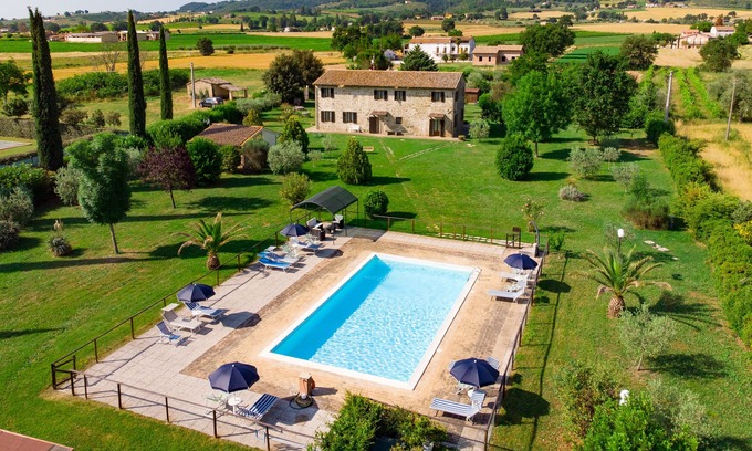 Bettona Other | Independent apartment with pool and children's playground ideal for families