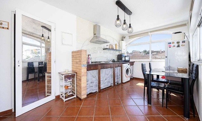 Funchalinho Apartment | Independent apartment on top of villa