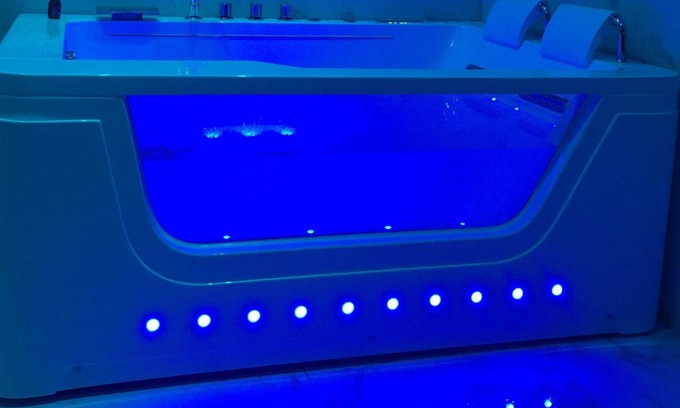 Brue-Auriac Bed & Breakfast | Independent suite with balneo in the heart of the vineyards