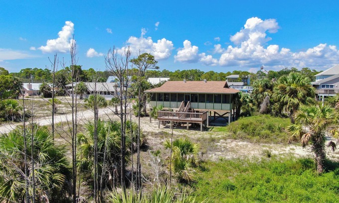 Indian Pass House | Indian Pass beach cottage easy access to beach